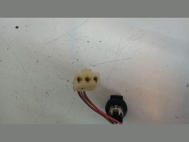 bontott VW TOUAREG Szivargyújtó Aljzat