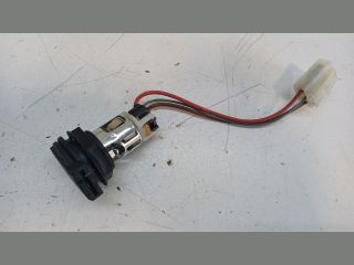 bontott VW TOUAREG Szivargyújtó Aljzat