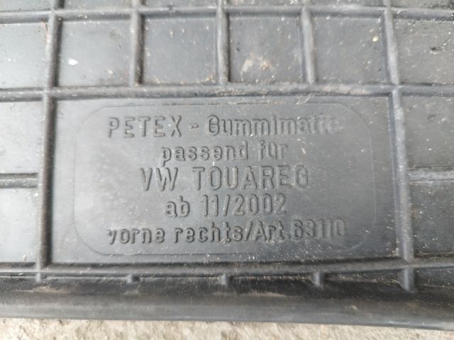 bontott VW TOUAREG Szőnyeg Szett