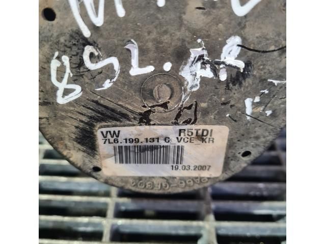 bontott VW TOUAREG Tartó Bak