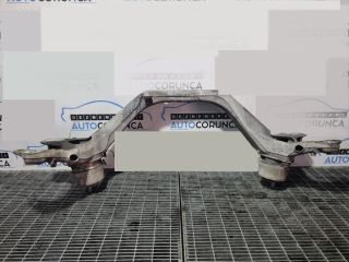 bontott VW TOUAREG Tartó Bak