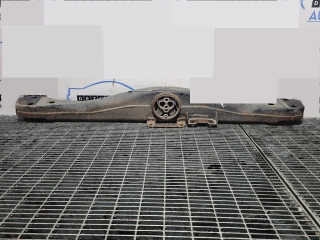 bontott VW TOUAREG Tartó Bak