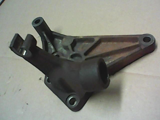 bontott VW TOUAREG Tartó Bak