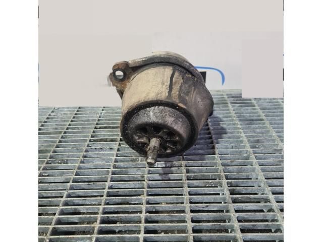 bontott VW TOUAREG Tartó Bak