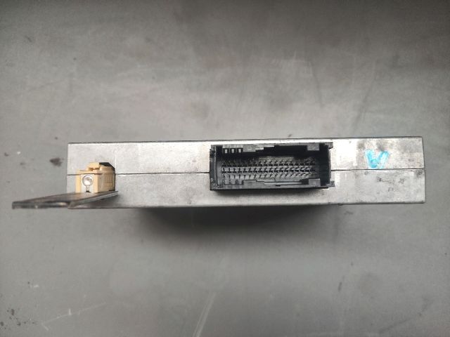 bontott VW TOUAREG Telefon Elektronika