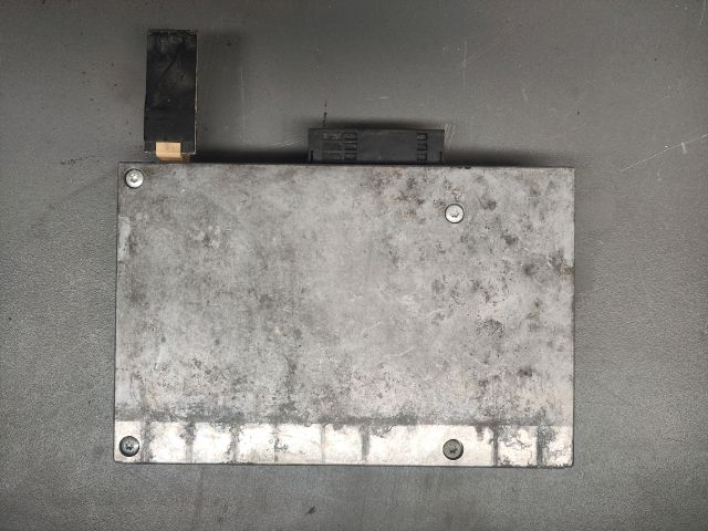 bontott VW TOUAREG Telefon Elektronika