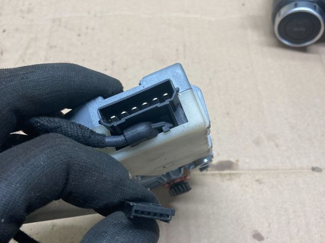 bontott VW TOUAREG Tetőablak Motor