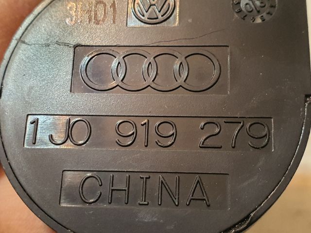 bontott VW TOUAREG Tolatóradar Hangszóró