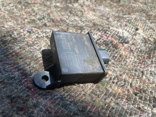 bontott VW TOUAREG TPMS Kapcsoló