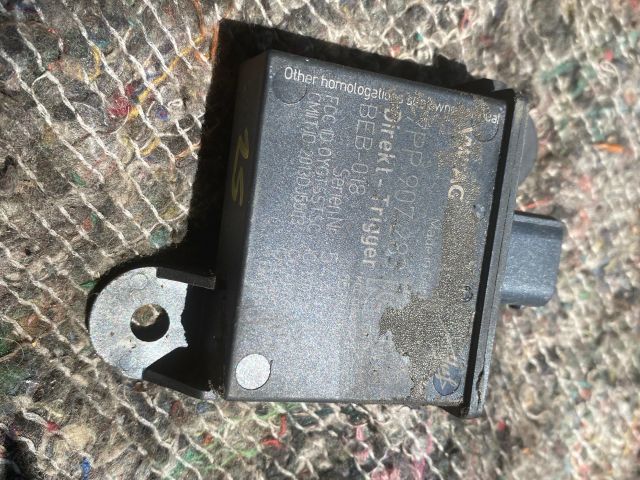 bontott VW TOUAREG TPMS Kapcsoló