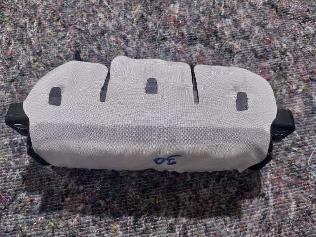 bontott VW TOUAREG Utasoldali Légzsák