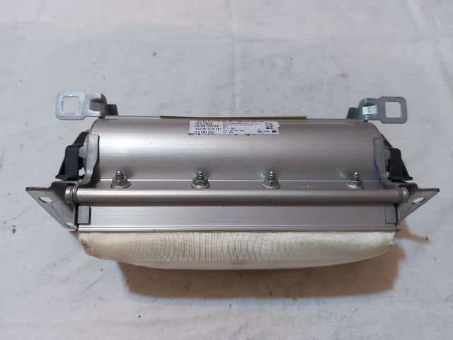 bontott VW TOUAREG Utasoldali Légzsák