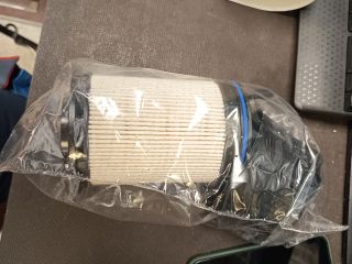 bontott VW TOUAREG Üzemanyagszűrő Ház