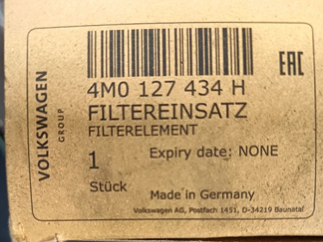 bontott VW TOUAREG Üzemanyagszűrő Ház