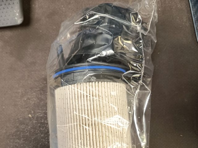 bontott VW TOUAREG Üzemanyagszűrő Ház