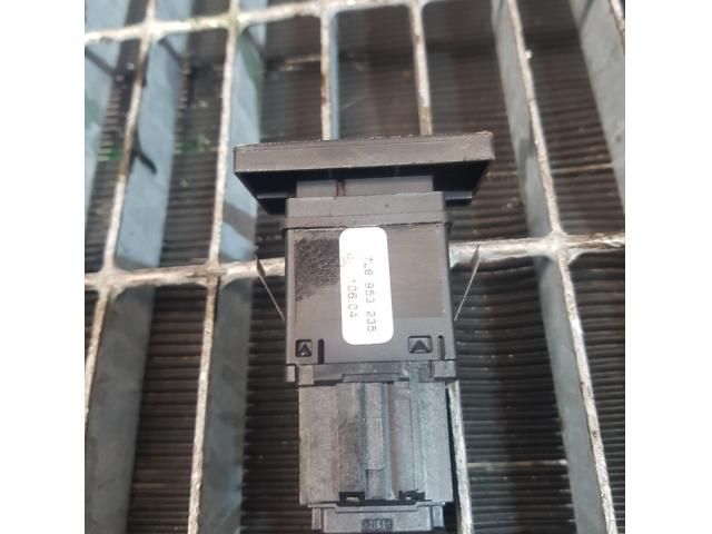 bontott VW TOUAREG Vészvillogó Kapcsoló