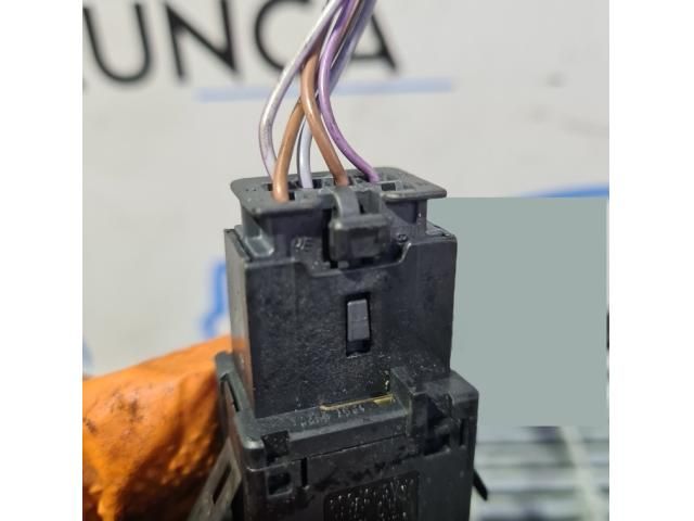 bontott VW TOUAREG Vészvillogó Kapcsoló