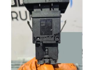 bontott VW TOUAREG Vészvillogó Kapcsoló