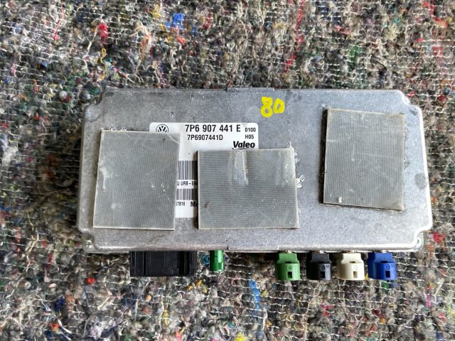 bontott VW TOUAREG Video Elektronika