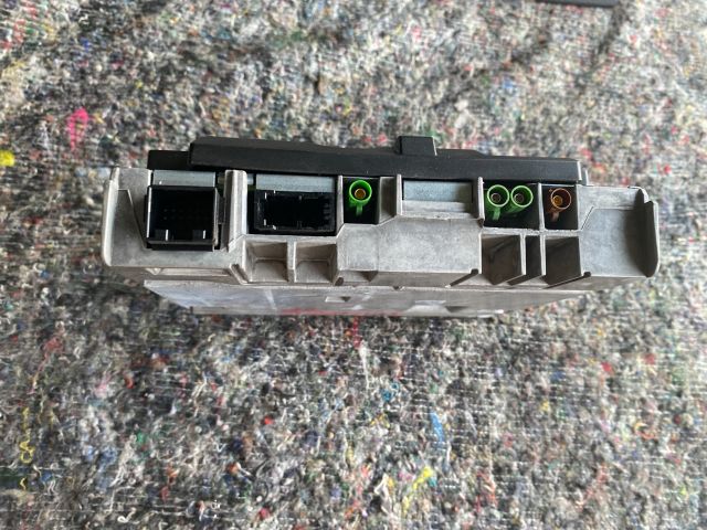 bontott VW TOUAREG Video Elektronika