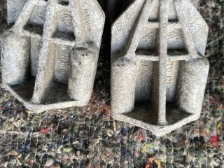 bontott VW TOUAREG Vízhűtő Radiátor Tartó