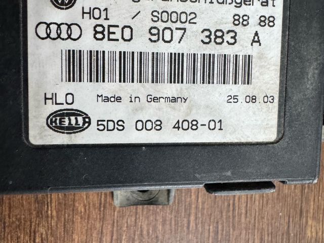 bontott VW TOUAREG Vonóhorog Elektronika