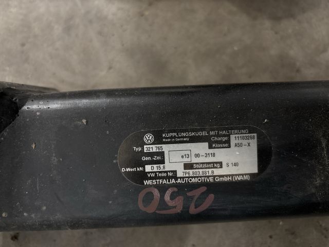 bontott VW TOUAREG Vonóhorog