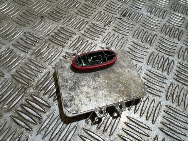 bontott VW TOUAREG Xenon Trafó