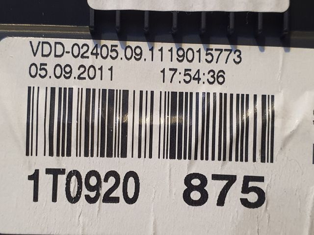 bontott VW TOURAN Kilométeróra