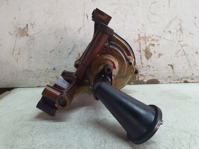 bontott VW TOURAN Olajszivattyú