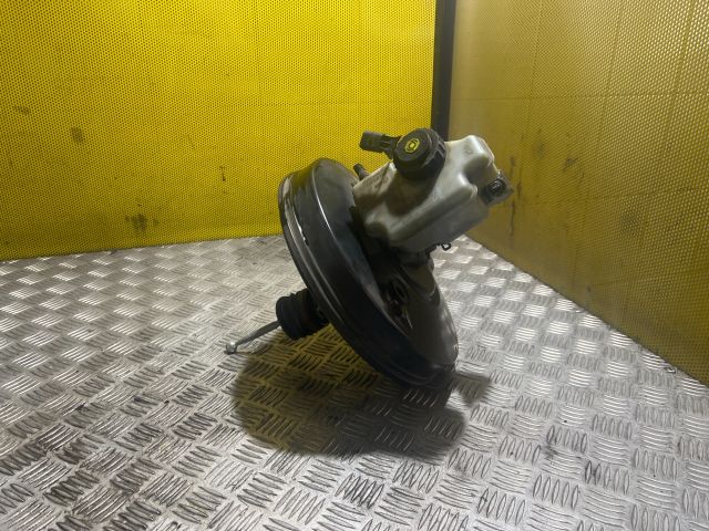 bontott VW TOURAN Fékrásegítő