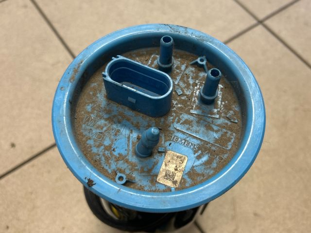 bontott VW TOURAN Üzemanyag Szivattyú