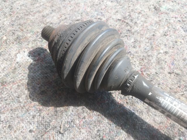 bontott VW TOURAN Bal Féltengely