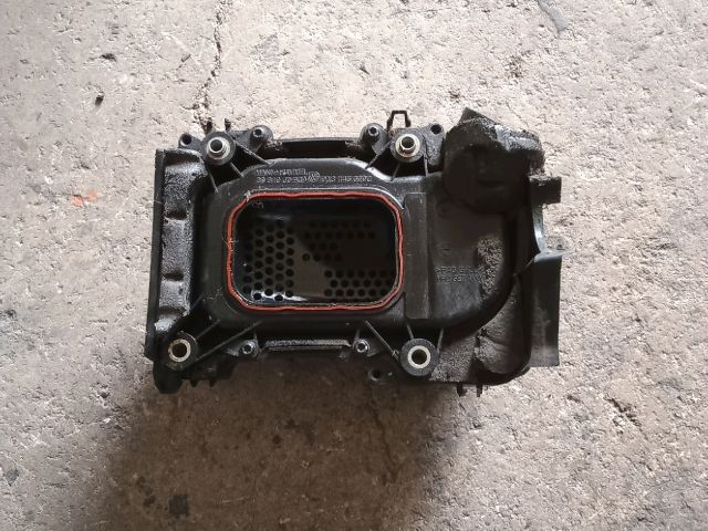 bontott VW TOURAN Légkompresszor