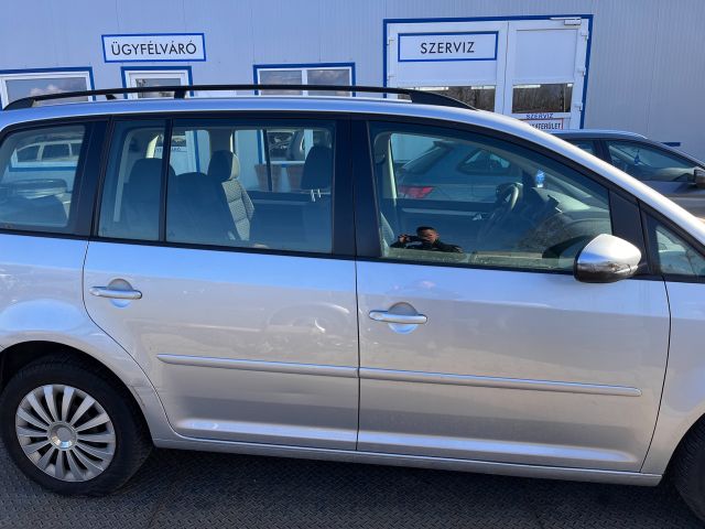 bontott VW TOURAN Tanksapka