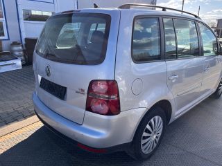 bontott VW TOURAN Tanksapka