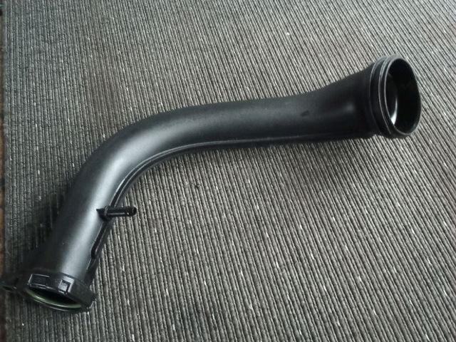 bontott VW TOURAN Turbócső