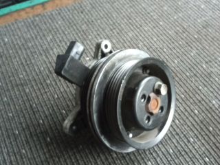 bontott VW TOURAN Vízpumpa