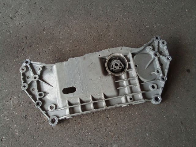 bontott VW TOURAN Első Bölcső