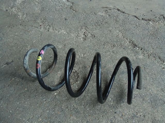 bontott VW TOURAN Első Rugó