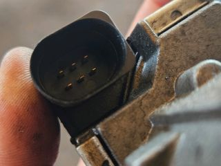 bontott VW TOURAN Fojtószelep (Elektromos)