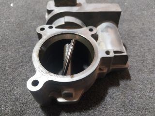 bontott VW TOURAN Fojtószelep (Elektromos)