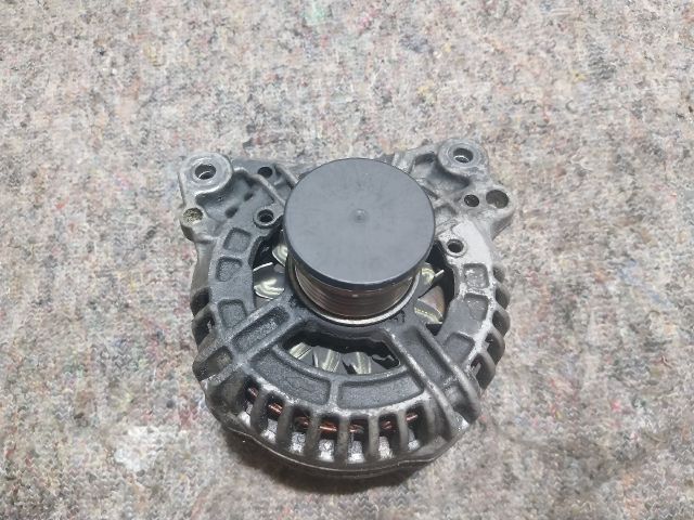 bontott VW TOURAN Generátor