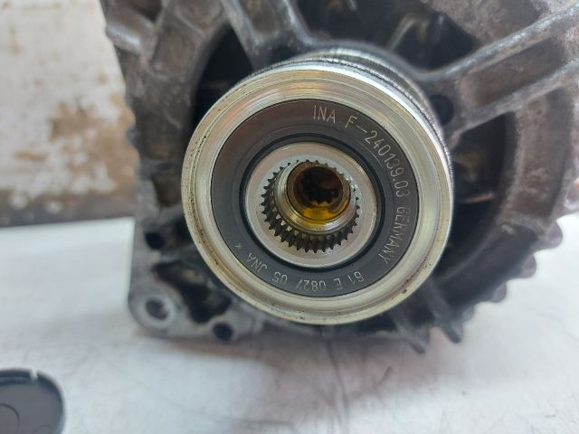 bontott VW TOURAN Generátor