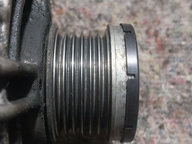 bontott VW TOURAN Generátor