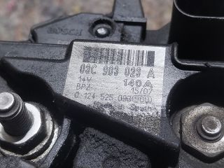 bontott VW TOURAN Generátor