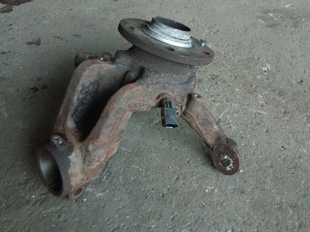 bontott VW TOURAN Jobb első Csonkállvány Kerékaggyal