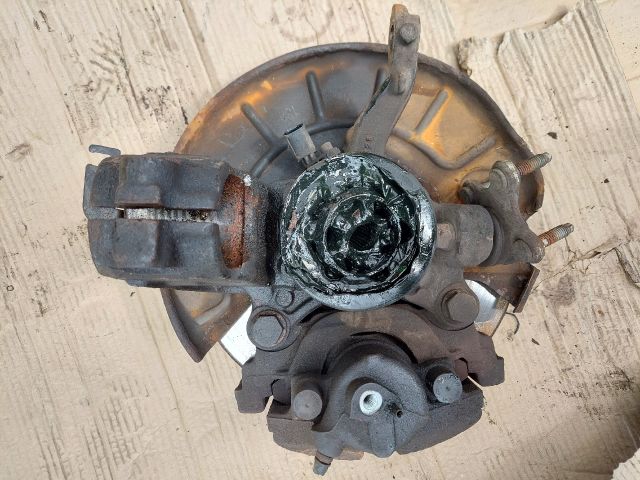 bontott VW TOURAN Jobb első Csonkállvány Kerékaggyal