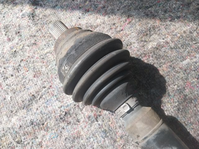 bontott VW TOURAN Jobb Féltengely