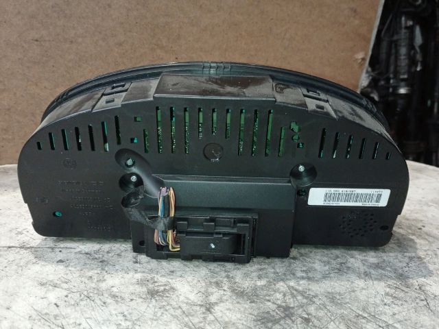 bontott VW TOURAN Kilométeróra